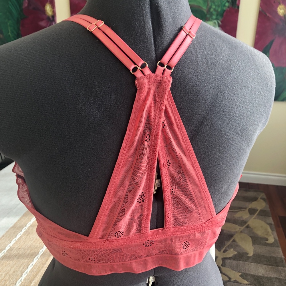 Aerie Bralette - Picture 2 of 8